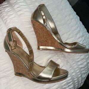 Lilly Pulitzer Gold Leather Wedges